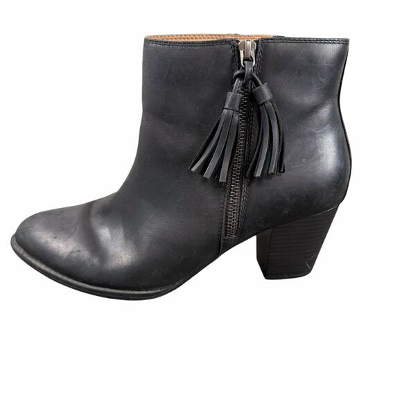 Vionic Black Weather Resisitant Bootie Black Leather Pull On Ankle Outdoor Sz 11 - Picture 2 of 11